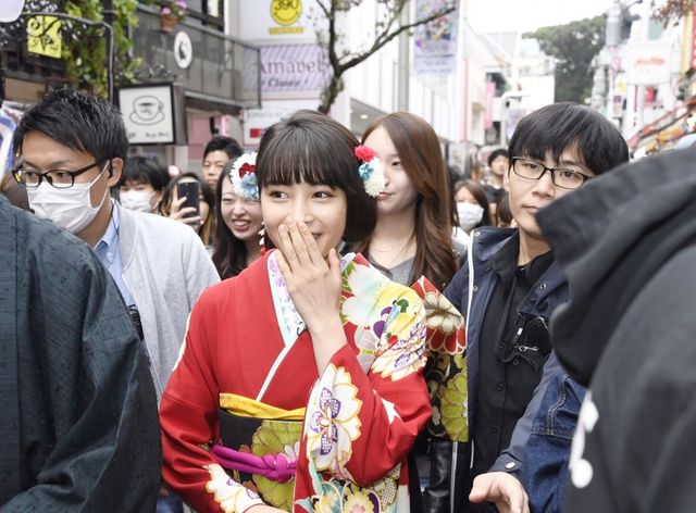 生田斗真＆広瀬すずが竹下通りにサプライズ出没!!『先生！　、、、好きになってもいいですか？』イベント（18枚目）