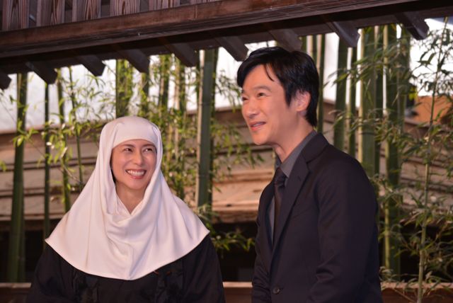 プレゼント交換の中身は？大河ドラマ主演バトンタッチセレモニーフォトギャラリー（3枚目）