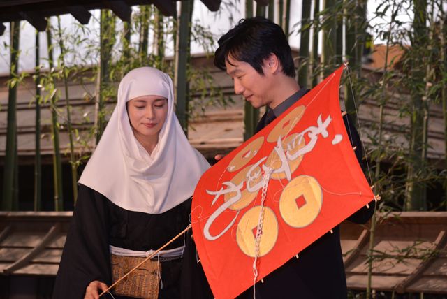 プレゼント交換の中身は？大河ドラマ主演バトンタッチセレモニーフォトギャラリー（6枚目）