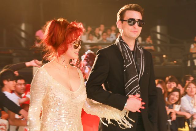 EXILE・AKIRA、『マッドマックス』プレミアで熱いファンサービス！フォトギャラリー（15枚目）