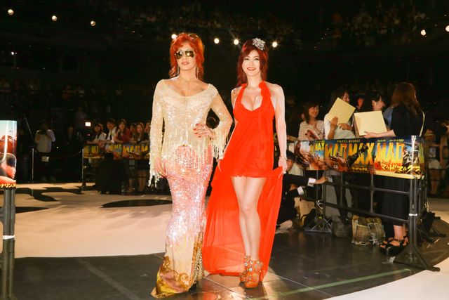 EXILE・AKIRA、『マッドマックス』プレミアで熱いファンサービス！フォトギャラリー（16枚目）