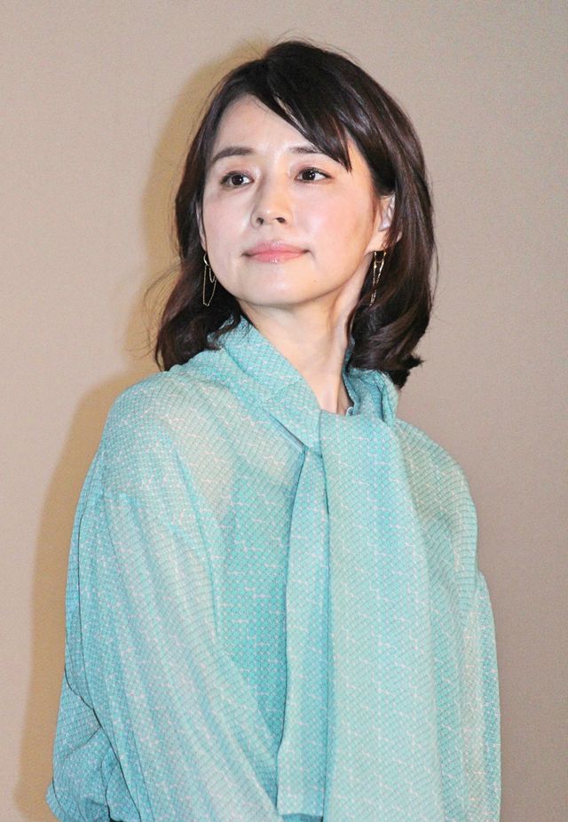 有村架純、伊藤健太郎、林遣都、石田ゆり子がコーヒーの鏡割り！『コーヒーが冷めないうちに』初日舞台あいさつ（6枚目）
