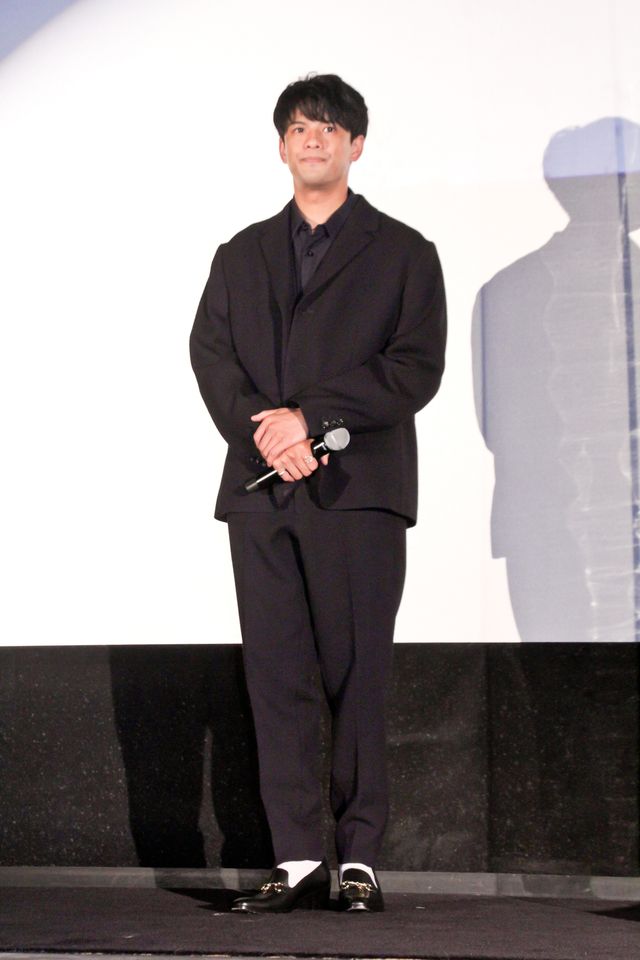 森崎ウィン&深川麻衣のステキな笑顔！『僕と彼女とラリーと』公開初日舞台あいさつ：フォトギャラリー