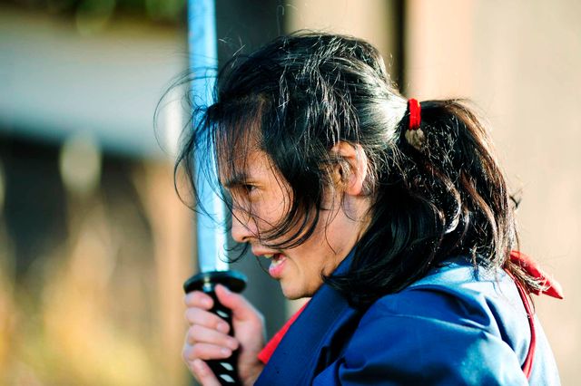 山崎賢人の凛々しい横顔…！映画『狂武蔵』場面カット：フォトギャラリー