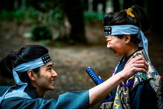 山崎賢人の凛々しい横顔…！映画『狂武蔵』場面カット（5枚目）