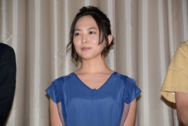 安藤サクラ、井浦新と「爆弾で楽しいキャッチボール」　画像ギャラリー（14枚目）