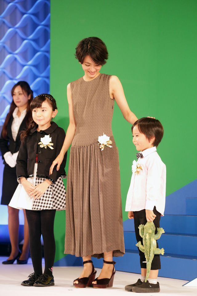 石原さとみがかわいすぎる！「東京ドラマアウォード2014」フォトギャラリー（8枚目）