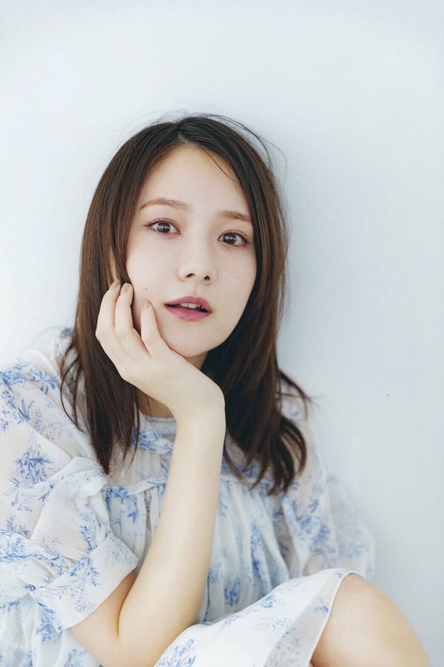 トリンドル玲奈・瑠奈姉妹がYouTubeチャンネルを開設：フォトギャラリー