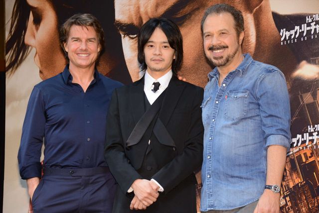 トム・クルーズ＆池松壮亮『ラスト サムライ』13年ぶり再会！フォトギャラリー（9枚目）