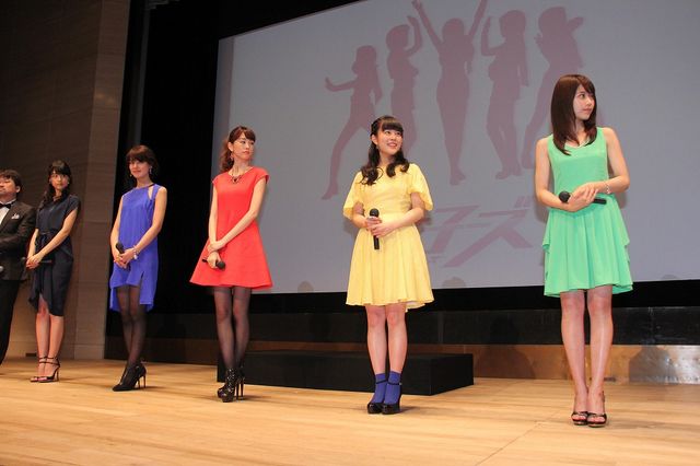 桐谷美玲、有村架純、山本美月ら“女子戦隊ヒーロー”が結集！フォトギャラリー（36枚目）