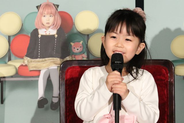 ミュージカル「SPY×FAMILY」アーニャ扮装ビジュアル＆ミニ会見（3枚目）