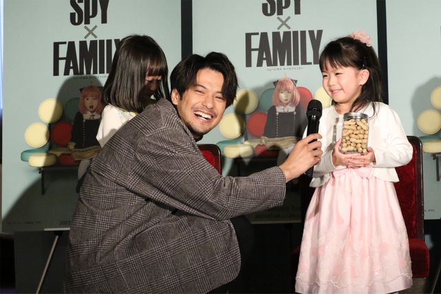ミュージカル「SPY×FAMILY」アーニャ扮装ビジュアル＆ミニ会見（7枚目）