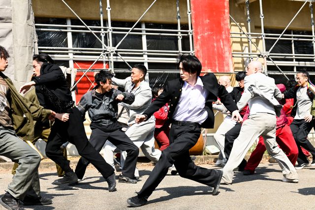 轟の躍動感すごい！映画『HiGH&LOW THE WORST X』場面カット（2枚目）