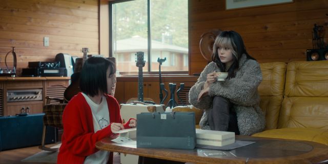 Netflix話題作同士がコラボ！「グラスハート」に「匿名の恋人たち」のチョコが登場（3枚目）