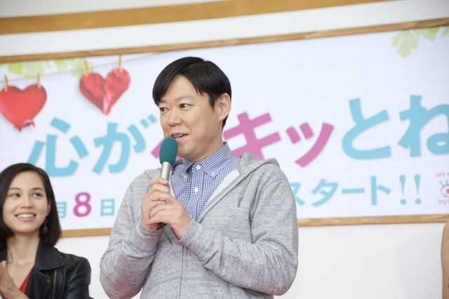 阿部サダヲ、水原希子らが自撮り棒でセルフィー！（16枚目）