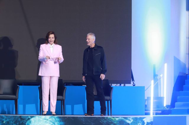 イルカたちが『アバター：ウェイ・オブ・ウォーター』キャストを歓迎！来日記者会見（8枚目）