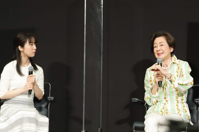 上白石萌音、司葉子から「女優を長く続ける秘訣」を伝授されて感激！『その場所に女ありて』上映前トーク：フォトギャラリー