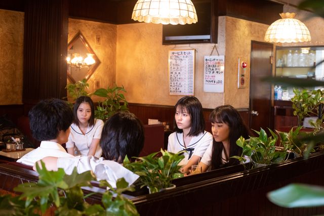 志田彩良＆井浦新が親子役！『かそけきサンカヨウ』場面写真（4枚目）