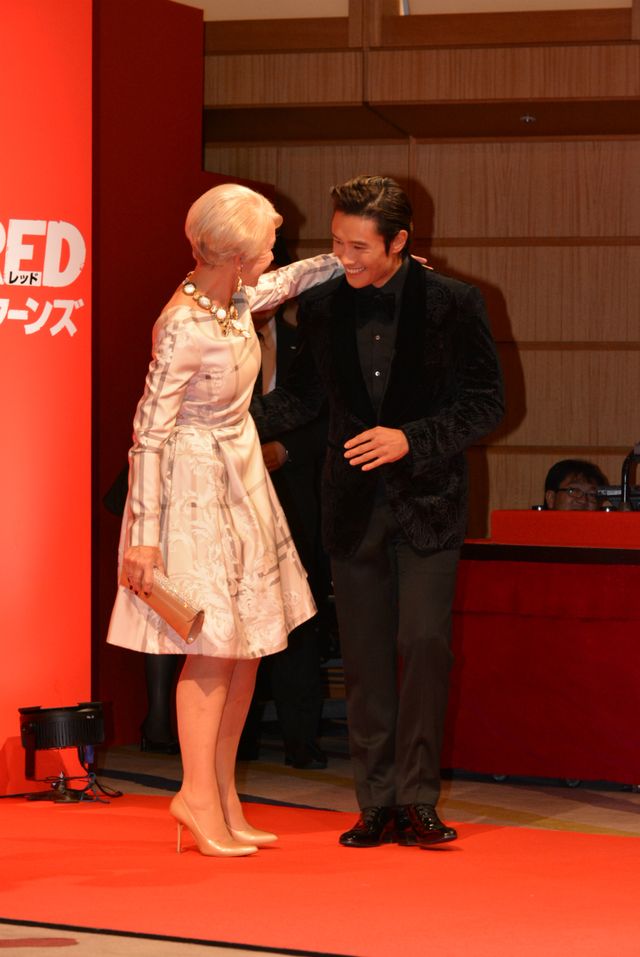 オスカー女優ヘレン・ミレン、イ・ビョンホンの「倍返し」評価に、いや「三倍返しよ！」　画像ギャラリー（19枚目）