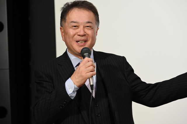 ディーン・フジオカ、華麗なポーズ！倉科カナらと「正直不動産」スピンオフドラマ試写会登壇（10枚目）