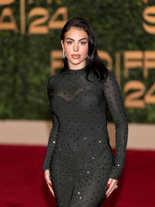 ジョージナ・ロドリゲス（3枚目）