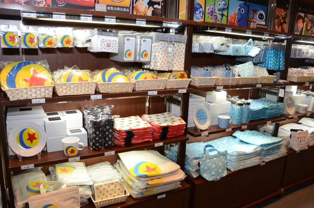 精密な『バグズ・ライフ』の展示！「ピクサー・ザ・フレンドシップ ～仲間といっしょに冒険の世界へ～」（26枚目）