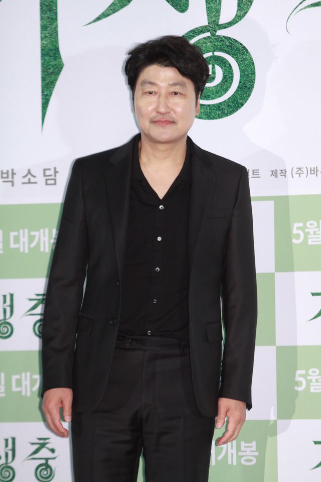 パルムドール受賞『パラサイト』ポン・ジュノ監督×ソン・ガンホ凱旋会見（3枚目）