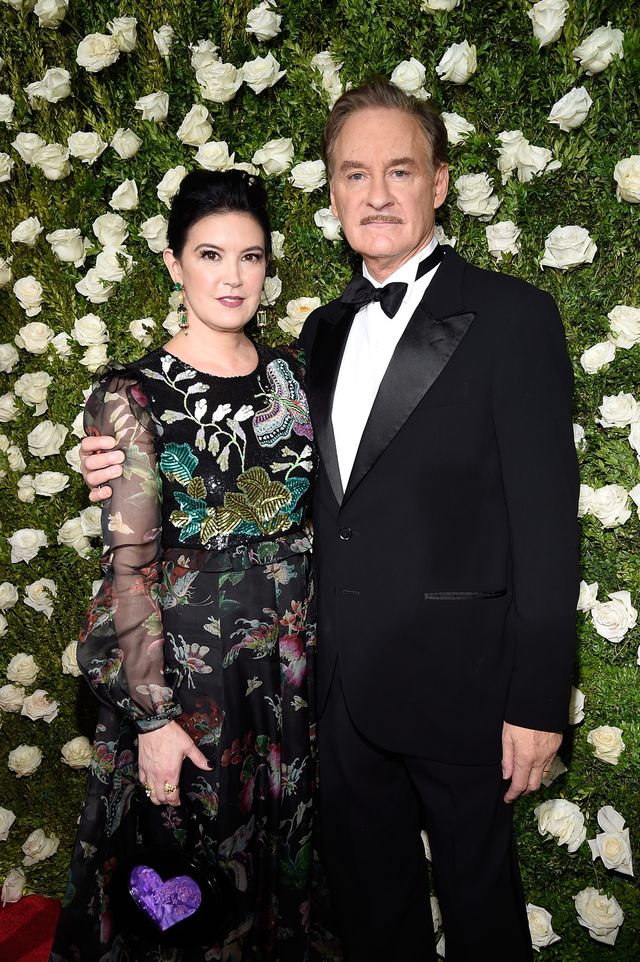 フィービー・ケイツのラブラブ夫婦ショット（5枚目）