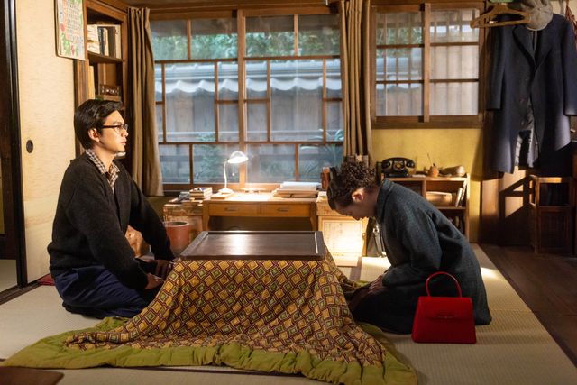 のぶ（今田美桜）と嵩（北村匠海）、隠していたことを打ち明けて…「あんぱん」第20週「見上げてごらん夜の星を」第98回：フォトギャラリー