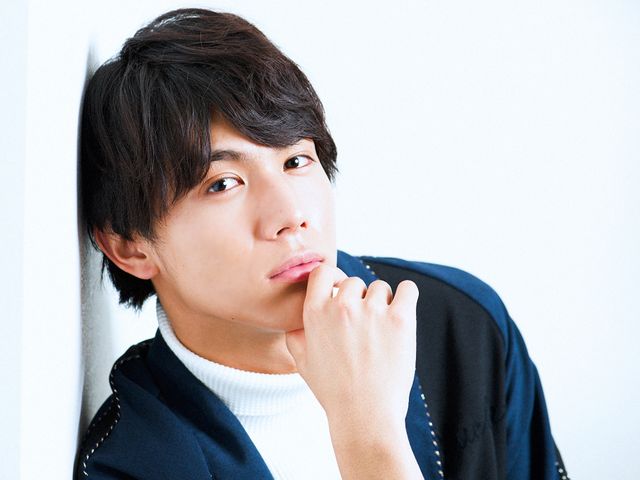 いたずらっ子な表情からセクシーまで【インタビューカット集】（6枚目）