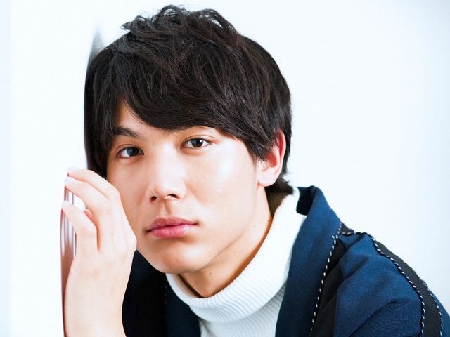 いたずらっ子な表情からセクシーまで【インタビューカット集】（7枚目）