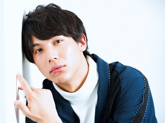 いたずらっ子な表情からセクシーまで【インタビューカット集】（9枚目）