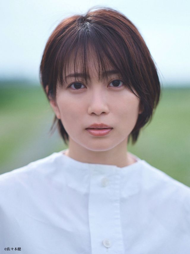 主人公・小松美咲の姉・千夏を演じる志田未来