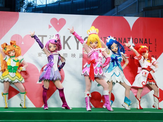 プリキュア声優、生天目仁美、渕上舞、宮本佳那子が雨の中、ウェディングドレス姿を披露!!　画像ギャラリー（10枚目）