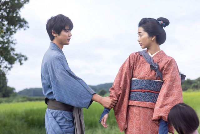 【画像7枚】朝ドラ「風、薫る」虎太郎（小林虎之介）、りん（見上愛）の腕をつかんで…第19回場面写真：フォトギャラリー