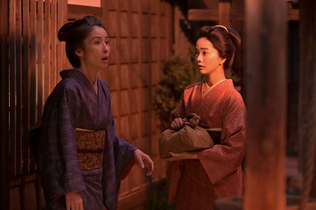 【画像7枚】朝ドラ「風、薫る」虎太郎（小林虎之介）、りん（見上愛）の腕をつかんで…第19回場面写真（3枚目）