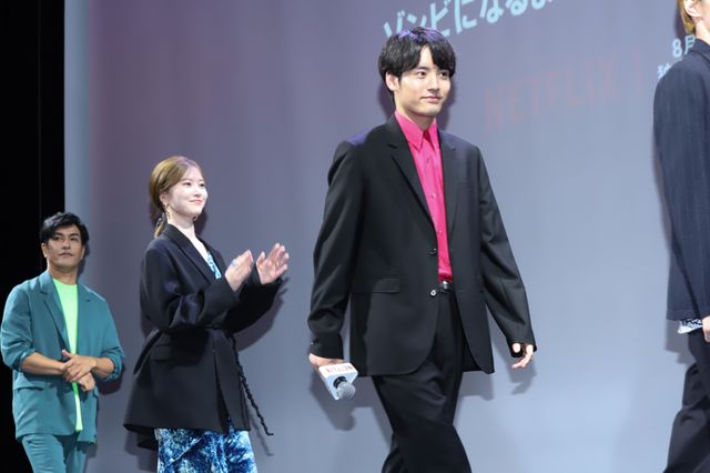 赤楚衛二、白石麻衣、柳俊太郎らNetflix映画『ゾン100』配信記念イベントの様子（2枚目）