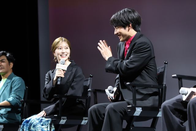 赤楚衛二、白石麻衣、柳俊太郎らNetflix映画『ゾン100』配信記念イベントの様子（4枚目）