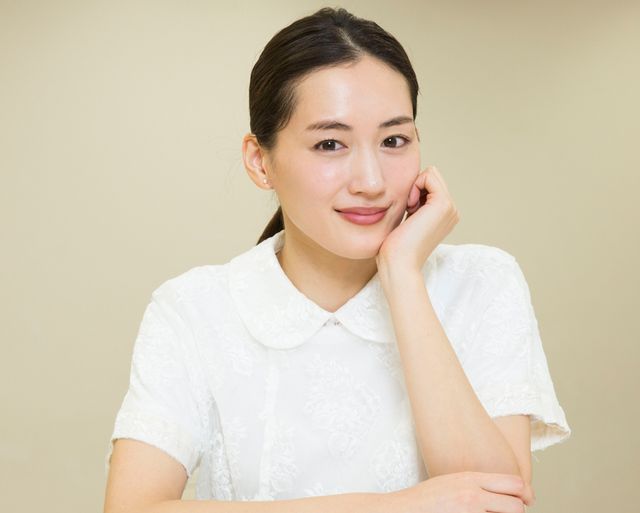 悩みも吹き飛んじゃうほほ笑み！【インタビューカット集】（3枚目）