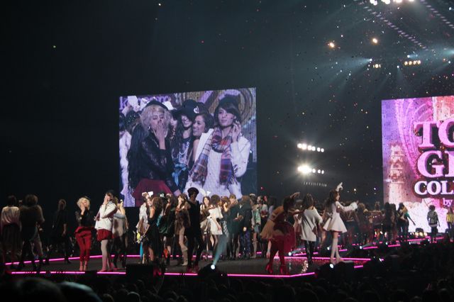 15回 東京ガールズコレクション 2012 AUTUMN/WINTERフィナーレ！（4枚目）