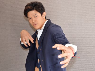 映画『HK/変態仮面』鈴木亮平フォトギャラリー：フォトギャラリー