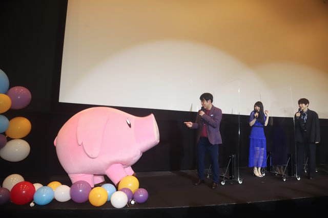 ホークが動き出してビックリ！『劇場版　七つの大罪　光に呪われし者たち』公開記念舞台あいさつ（7枚目）