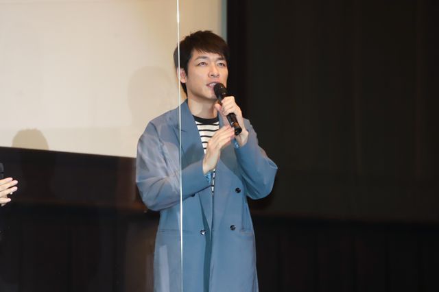 ホークが動き出してビックリ！『劇場版　七つの大罪　光に呪われし者たち』公開記念舞台あいさつ（16枚目）