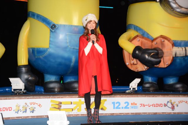 新婚で幸せオーラあふれる吉澤ひとみ！『ミニオンズ』ブルーレイ＆DVDリリース記念イベントフォトギャラリー（4枚目）