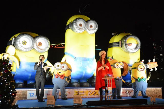 新婚で幸せオーラあふれる吉澤ひとみ！『ミニオンズ』ブルーレイ＆DVDリリース記念イベントフォトギャラリー（7枚目）