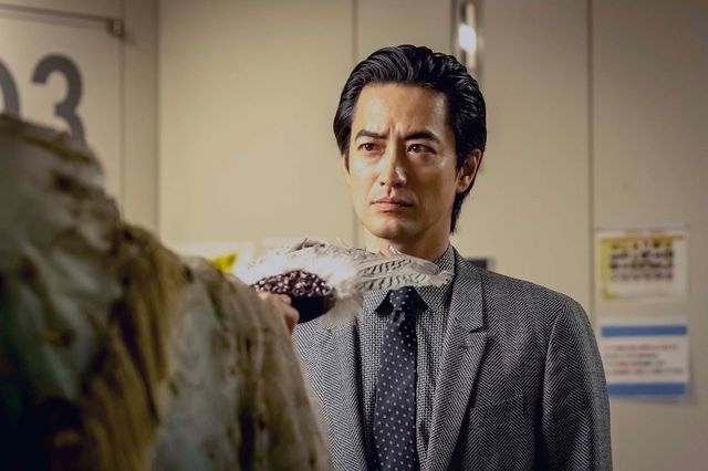 孔明、ボーリングも凄いんです…！「パリピ孔明」第7話場面写真（10枚目）