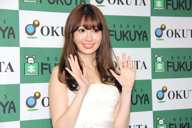 こじはる史上最高にセクシーな写真集！「どうする？」出版記念イベントフォトギャラリー：フォトギャラリー