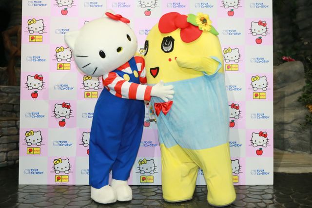 ふなっしー、「偉大なる先輩」キティちゃんとの初ツーショット！「お風呂に入ってきたなっしー！」　画像ギャラリー（11枚目）