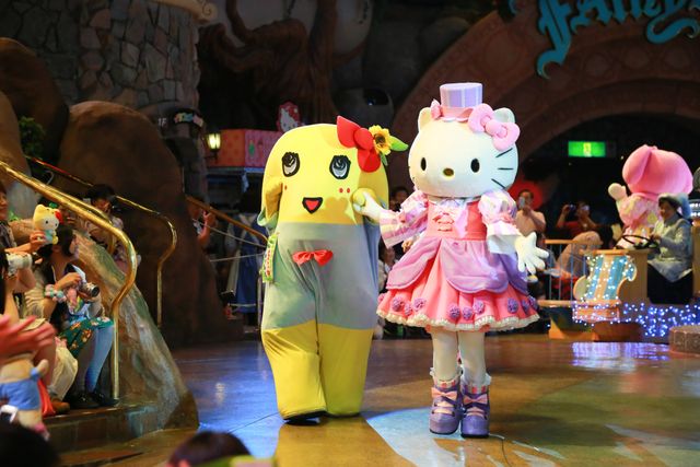 ふなっしー、「偉大なる先輩」キティちゃんとの初ツーショット！「お風呂に入ってきたなっしー！」　画像ギャラリー（12枚目）