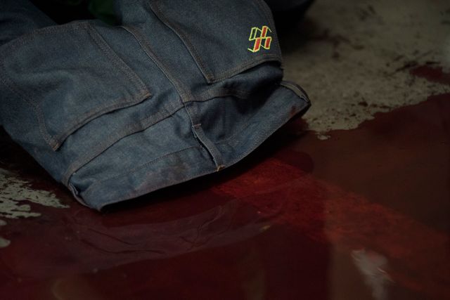 出血大サービス!?『キラー・ジーンズ』場面写真：フォトギャラリー